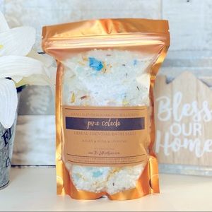 Natural Blend Piña Colada Essential Oil Bath Salt